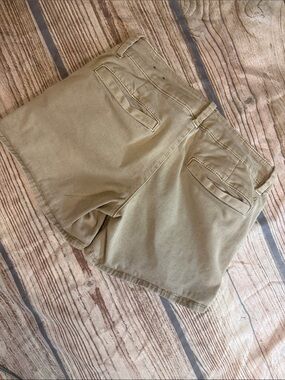 American Eagle Super Stretch Khaki Chino Shorts Size 6